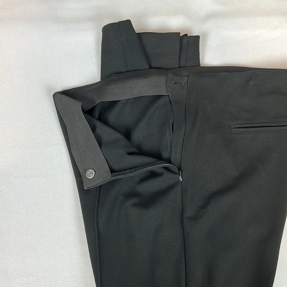 Chico’s Women’s Front Seam Ponte Knit Side Zip Black Pant Chico’s Size 1.5 - Picture 6 of 10